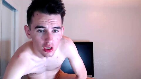 Tattooed young guy cums just for you