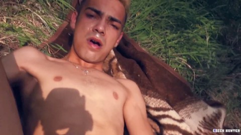 肛交, 捷克人, 户外